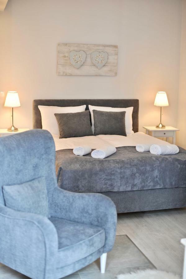 Apartamenty Porto Eli Rowy  Luaran gambar