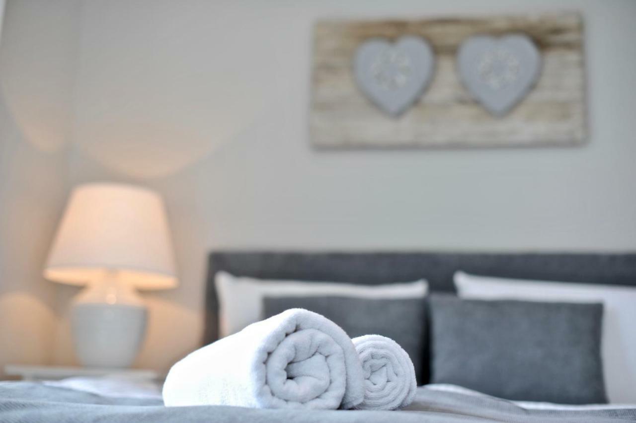 Apartamenty Porto Eli Rowy  Luaran gambar